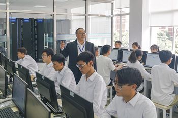 图片8.jpg 图片8.jpg