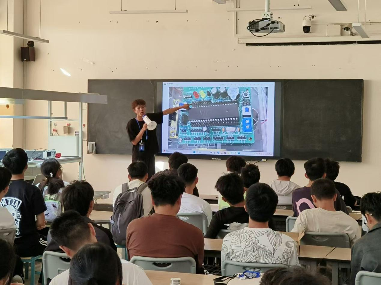 图片 2.png 图片 2.png