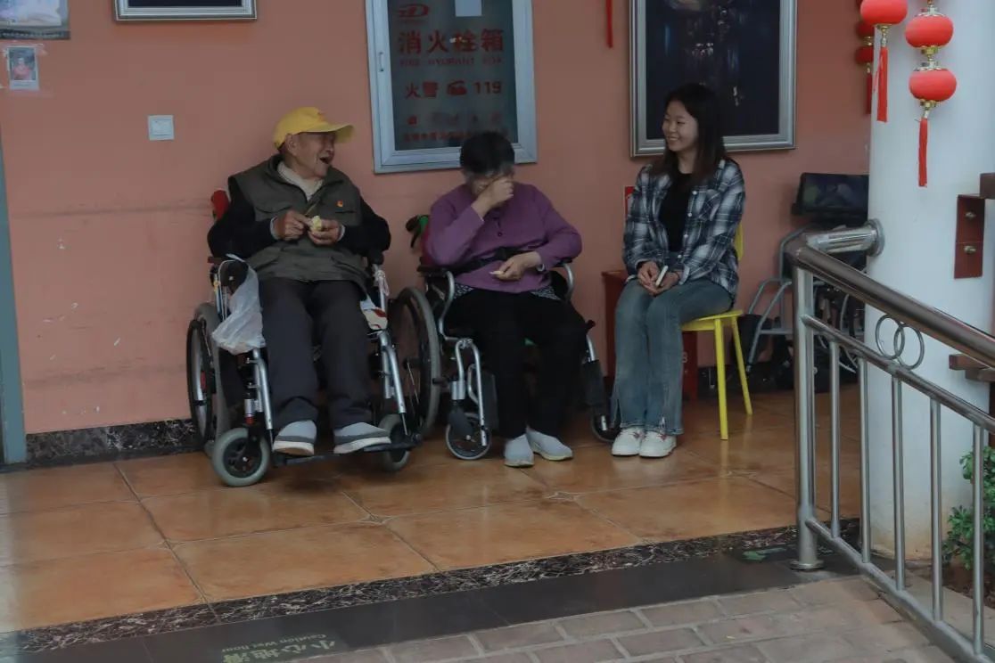 精准检验,温情相伴— 医学检验系开展2024年大学生暑期社会实践活动 第 2 张 精准检验,温情相伴— 医学检验系开展2024年大学生暑期社会实践活动 第 2 张