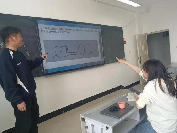 口腔医学技术专业开展“精彩一课”磨课教学活动 第 5 张 口腔医学技术专业开展“精彩一课”磨课教学活动 第 5 张