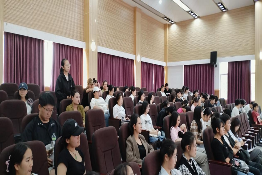 校企师生零距离-昆明盘谷医学检验实验室有限公司招聘宣讲会现场直击 第 3 张 校企师生零距离-昆明盘谷医学检验实验室有限公司招聘宣讲会现场直击 第 3 张