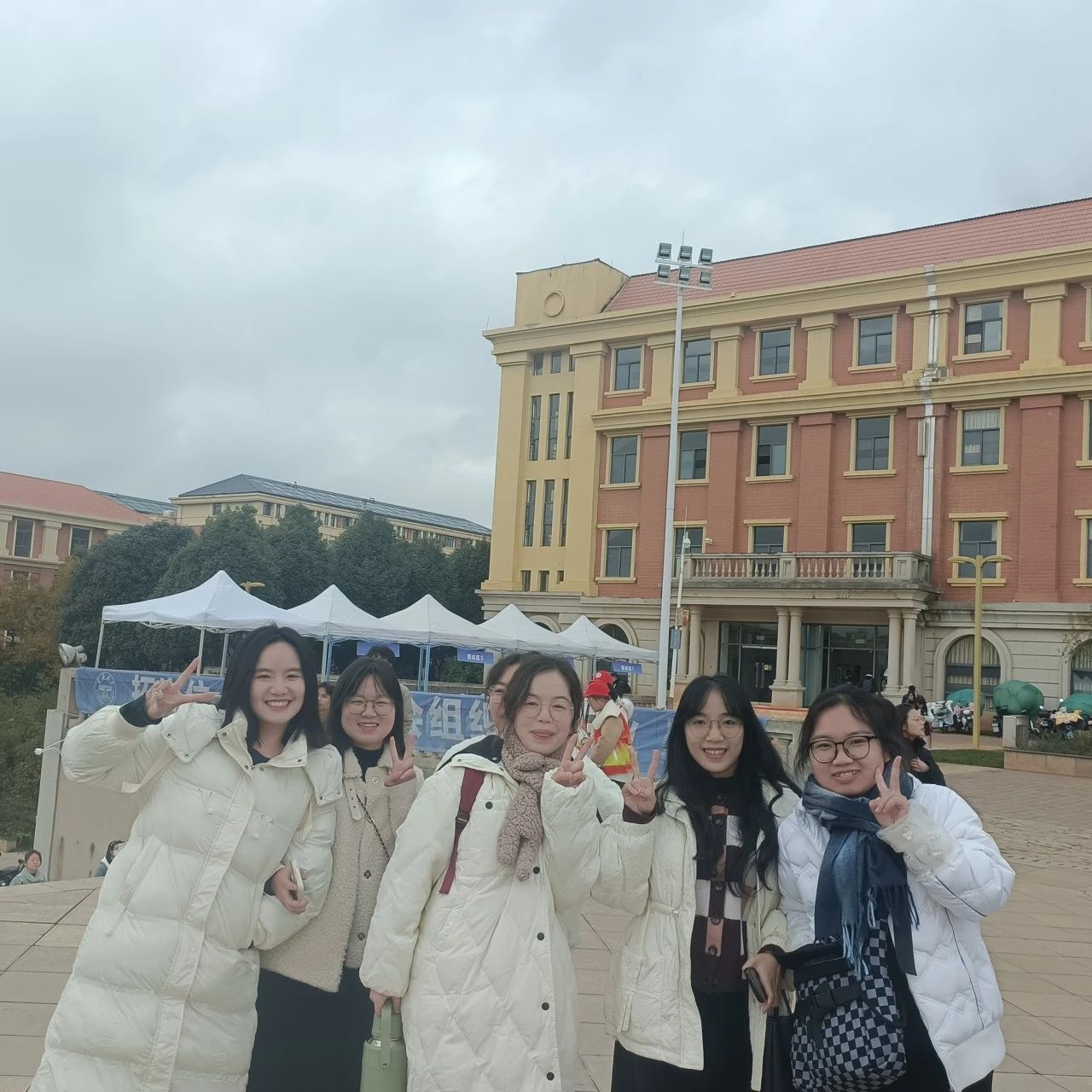 ec416cc619033f510123dc1e7b79733f.jpg