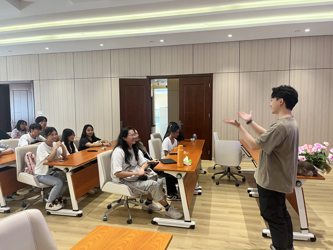 图片13.png 安宁诺斯沃德花卉产业有限公司暑期社会实践成果展示  ——云南经济管理学院商学院物流管理专业暑期社会实践活动 第 15 张