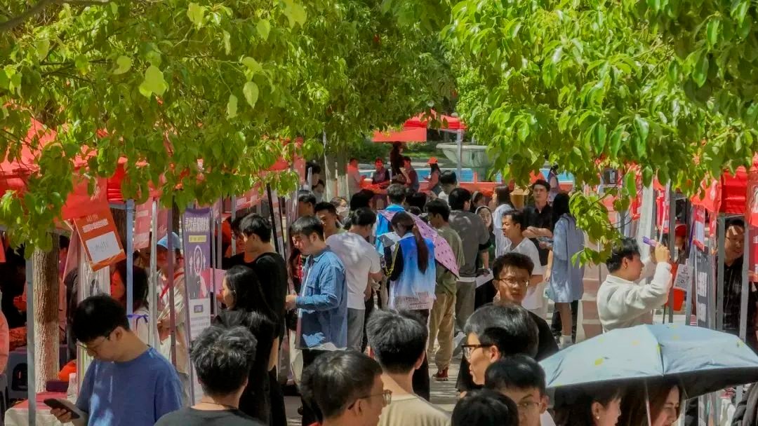 一毕业就入职南方电网!他们来自一个班! 第 7 张 一毕业就入职南方电网!他们来自一个班! 第 7 张