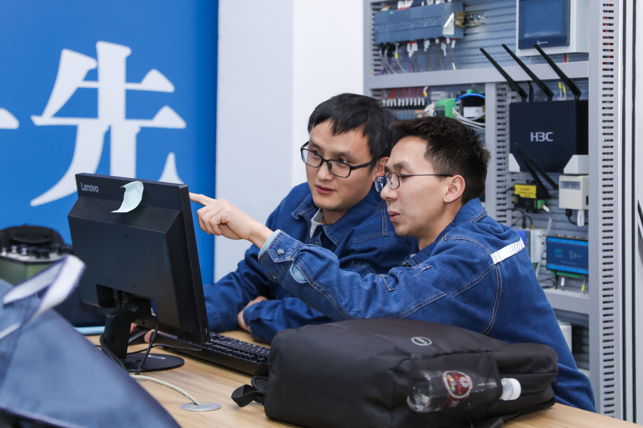 华电云南发电有限公司在我校成功举办2025年火电热控技能大赛 第 2 张 华电云南发电有限公司在我校成功举办2025年火电热控技能大赛 第 2 张