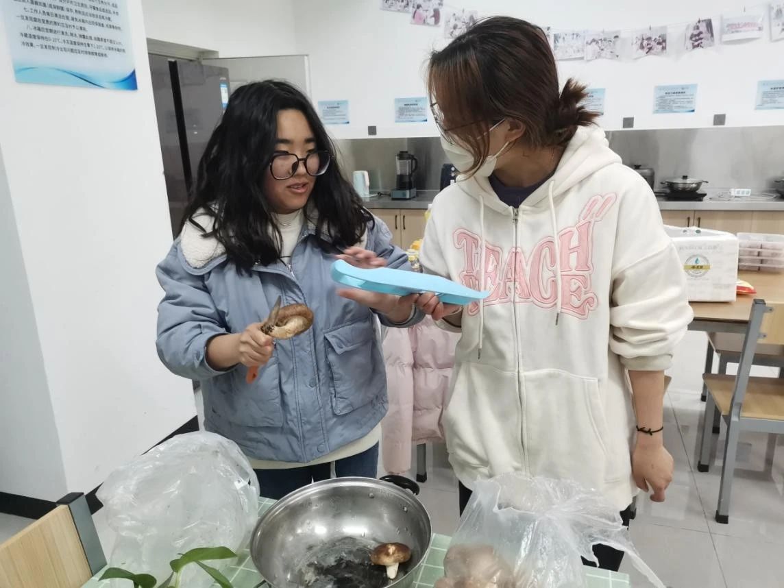 一站式学生社区 | 荟”聚青春，共享“食”光：财会金融学院智慧社区美食汇活动来啦！ 第 7 张