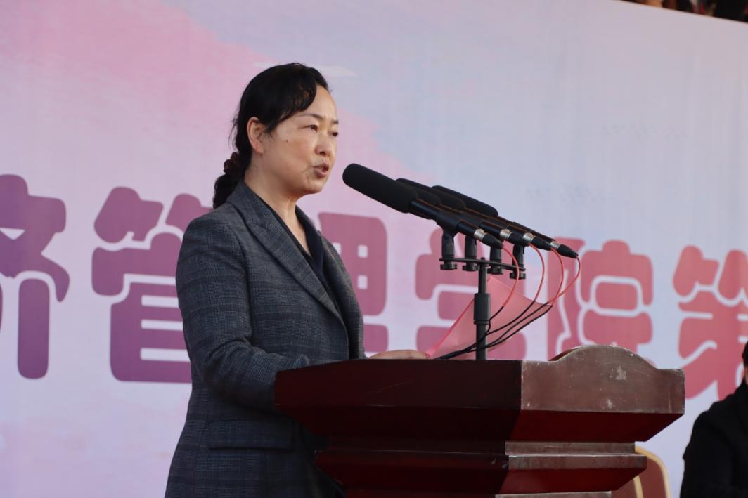 绿茵逐梦,医心启航 ——云南经济管理学院运动会开幕式暨首日赛事精彩速递 第 3 张 绿茵逐梦,医心启航 ——云南经济管理学院运动会开幕式暨首日赛事精彩速递 第 3 张