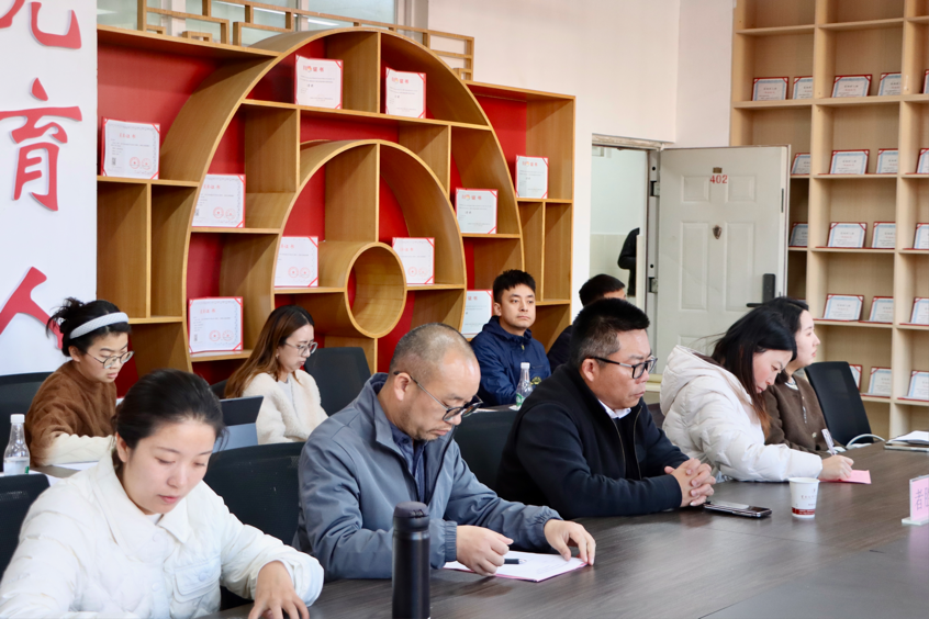 以赛促学强本领 锤炼初心担使命——云南经济管理学院医学院第八届辅导员素质能力大赛圆满落幕 第 26 张 以赛促学强本领 锤炼初心担使命——云南经济管理学院医学院第八届辅导员素质能力大赛圆满落幕 第 26 张