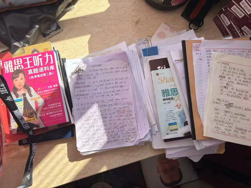 李浩诚的雅思备考资料.png