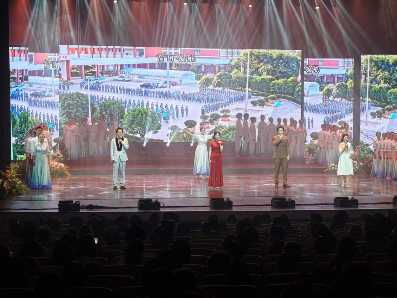 万象映界  艺彩绽放——云南经济管理学院艺术与传媒学院2026“万象·映界”展演今日绽放，双馆共赏艺术盛宴 第 41 张